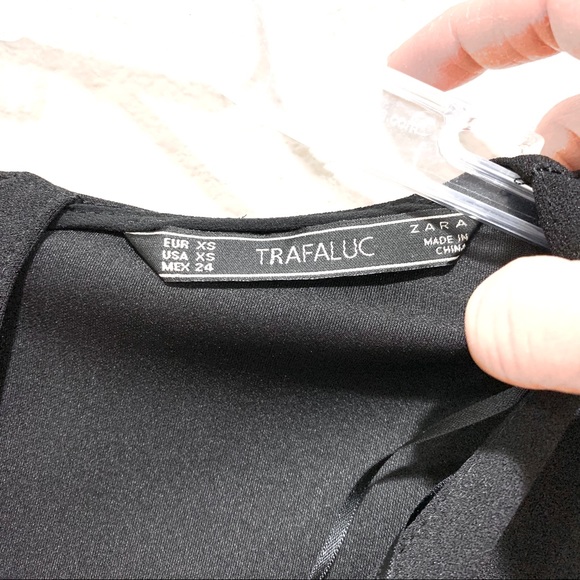 ZARA TRAFALUC Black Pleats Pockets Romper (XS) - Picture 4 of 12